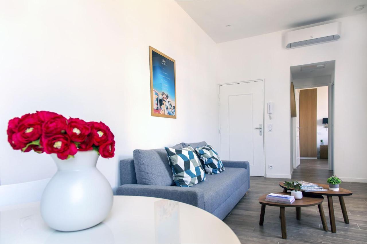 Totolulu Cannes Blue Corner Dış mekan fotoğraf