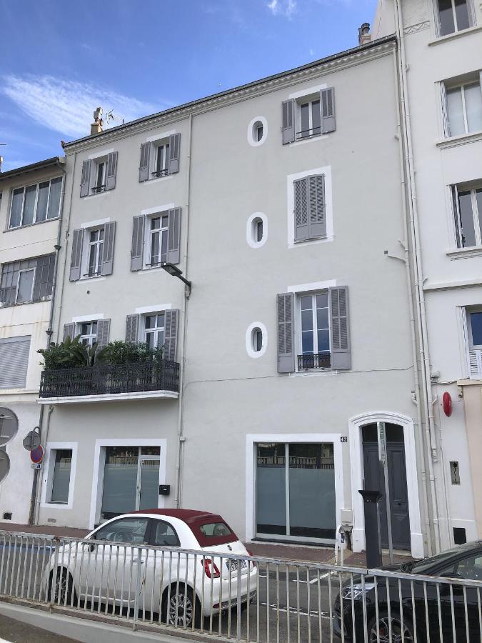 Totolulu Cannes Blue Corner Dış mekan fotoğraf
