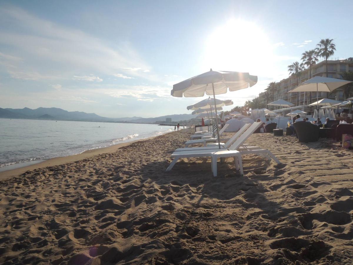 Totolulu Cannes Blue Corner Dış mekan fotoğraf